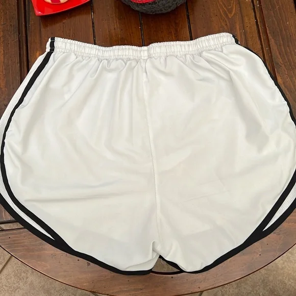 Nike Women’s Dri Fit Running Shorts White/Black - Size M - Picture 2 of 4